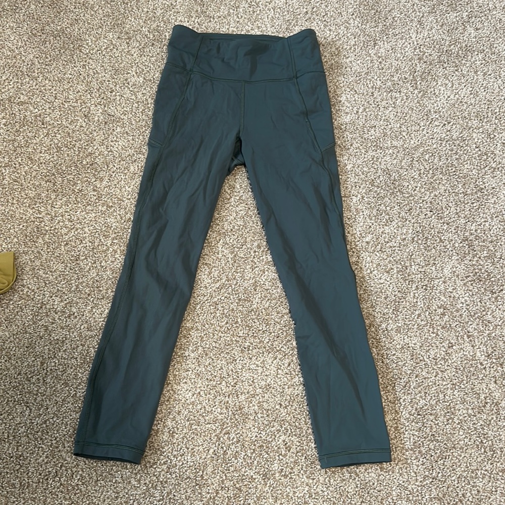 Green lululemon leggings